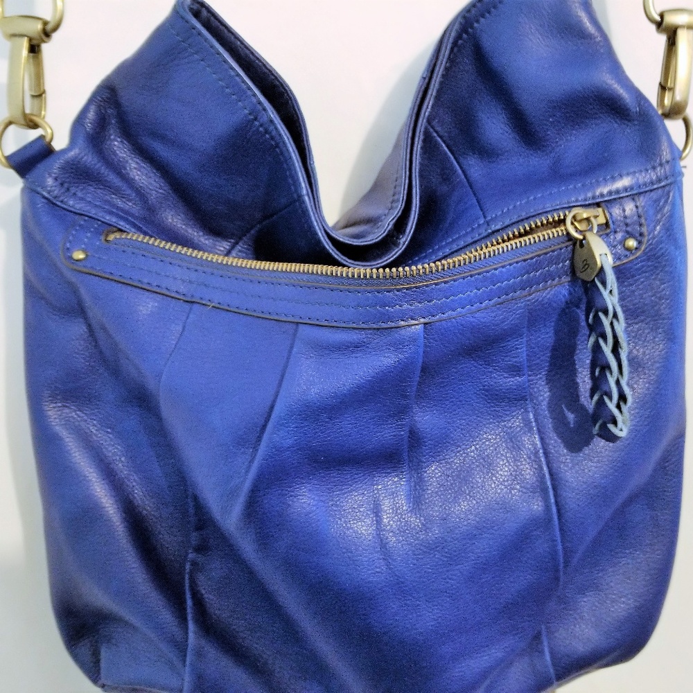EUC B. MAKOWSKI LEATHER SHOULDERBAG BEAUTIFUL BLUE